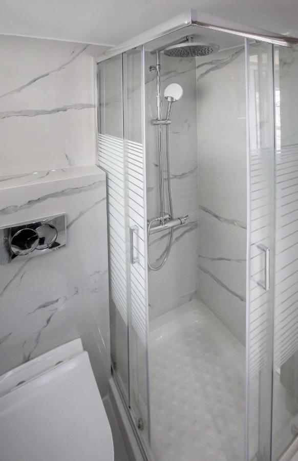 Studio Penthouse Near Acropolis Museum By Ghh Athena Bagian luar foto